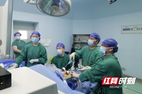 專家亮絕活線上推廣適宜技術(shù)，五萬(wàn)同行在線觀摩共促基層服務(wù)提升